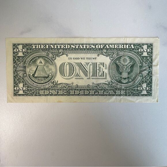 2001 $1 Bill – Five in a Row 16666650 – Fancy Serial Number – Circulated - Picture 2 of 2